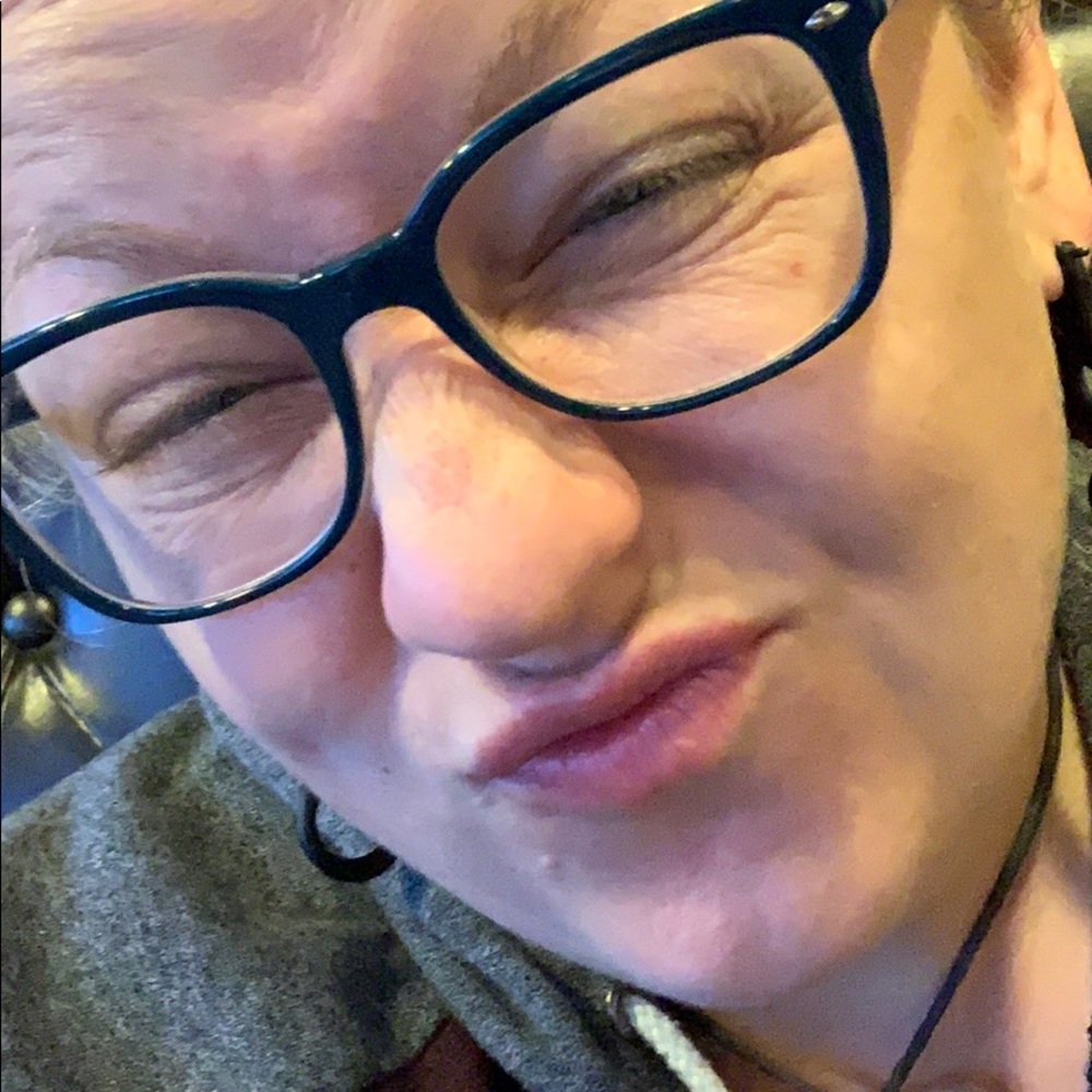 Meet your Posher, Barbara
